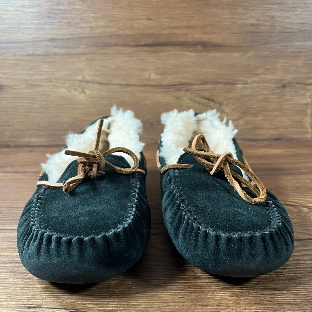 UGG Dakota Black Suede‎ Slippers Moccasins Size 4Y Shoes